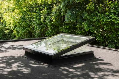 Kies ik een Fakro, Velux of Skylux Platdakraam?